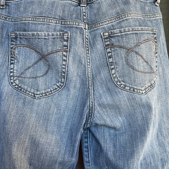 Chico’s Platinum Denim Ultimate Fit Slim Leg Jeans - Picture 4 of 16